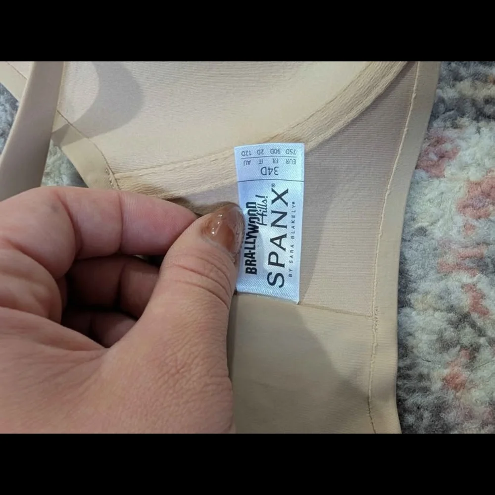Spanx Bra-llywood hills underwire side slimming shaping bra 34D BNWOT Nude Beige - Picture 8 of 8